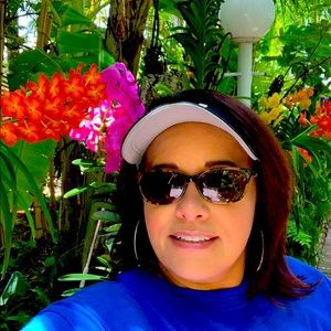 Meet your Posher, Mara